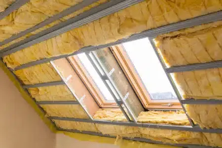 Chantier de couverture mené par Marvin Ribard à Chamarande